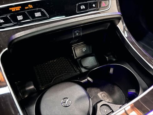Used 2023 Mercedes-Benz E 450 4MATIC Sedan image 35