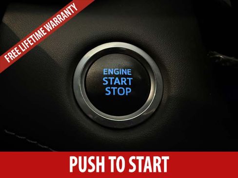 Used 2021 Toyota Highlander XSE FWD image 17