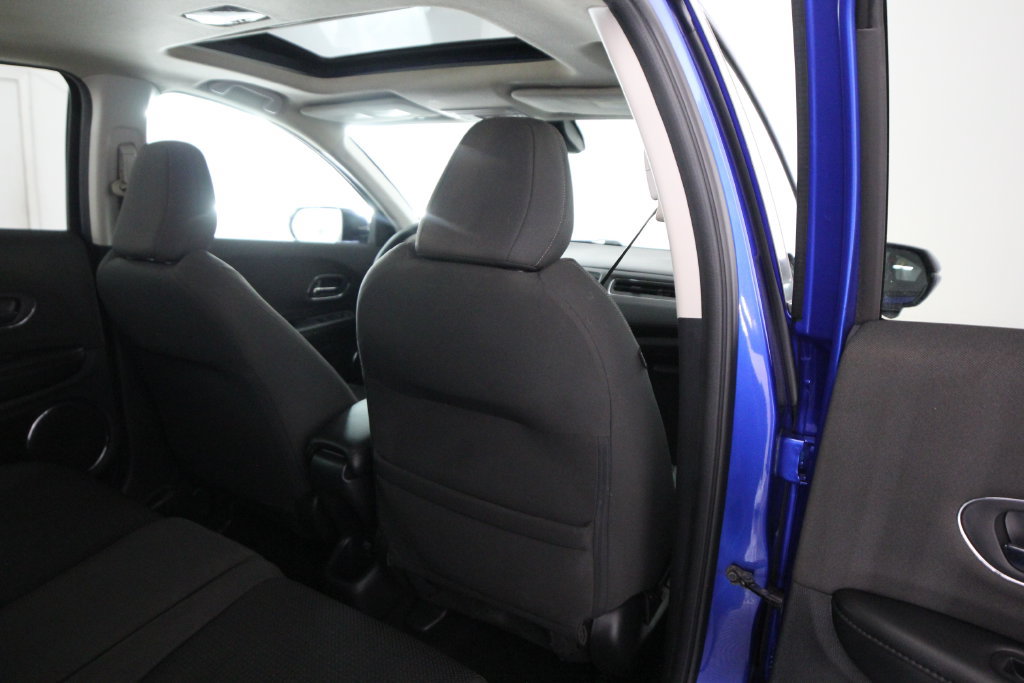 Used 2022 Honda HR-V EX image 45