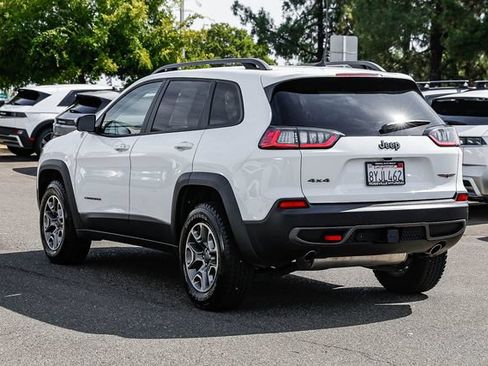Used 2021 Jeep Cherokee Trailhawk w/ Trailer Tow Group AWD/4WD image 2