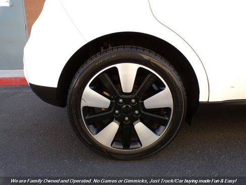 Used 2019 Kia Soul + image 43