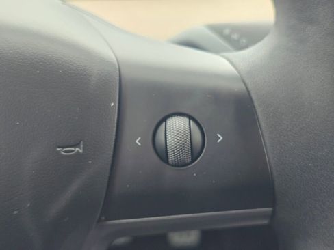 Used 2023 Tesla Model 3 Performance image 37