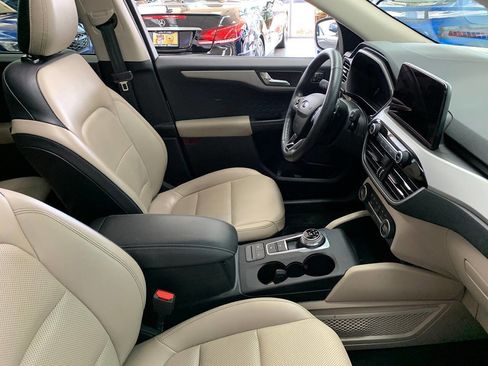 Used 2020 Ford Escape SEL AWD/4WD image 20