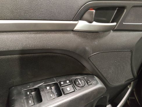 Used 2020 Hyundai Elantra Value Edition w/ Cargo Package (C1) image 27