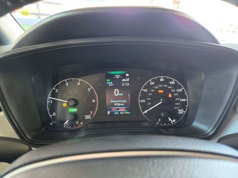 Used 2024 Toyota Corolla SE w/ SE Package image 13