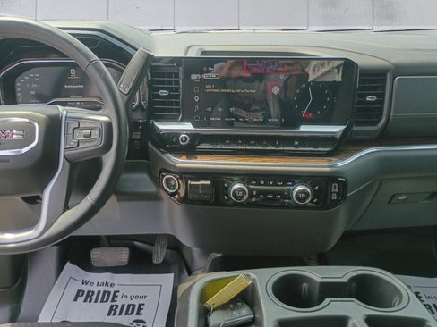 Used 2023 GMC Sierra 1500 Elevation AWD/4WD image 12
