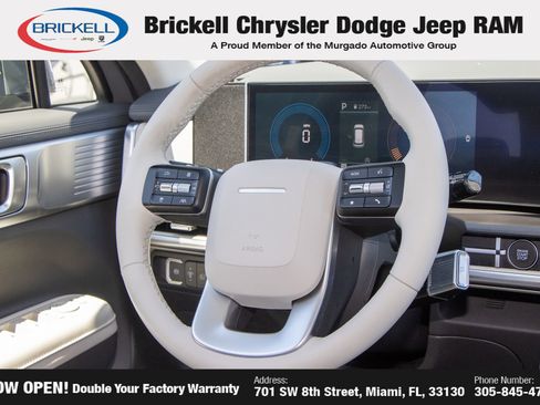 Used 2026 Hyundai Santa Fe SEL FWD image 23