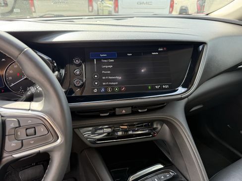 Used 2022 Buick Envision Avenir w/ Technology Package II FWD image 19