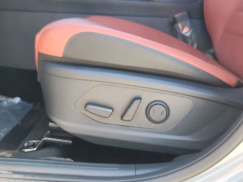 New 2026 Kia Sportage SX AWD/4WD image 21