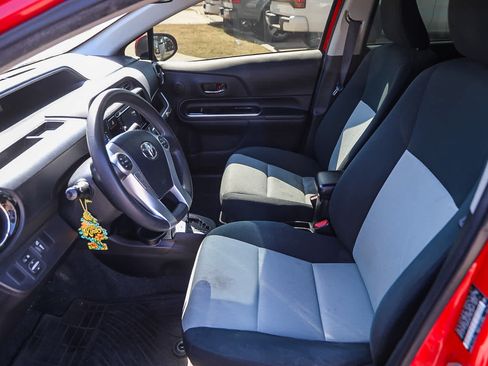 Used 2015 Toyota Prius C Three FWD image 24