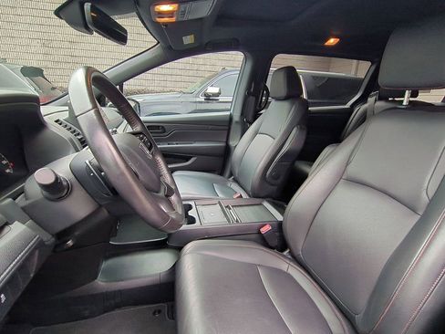 Used 2025 Honda Odyssey Sport-L image 24