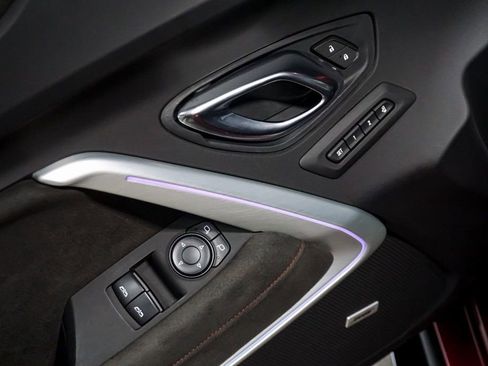 Used 2021 Chevrolet Camaro ZL1 image 60