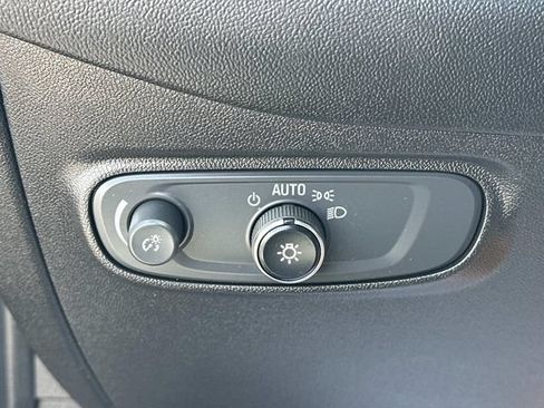 Certified 2019 Chevrolet Equinox LT AWD/4WD image 17