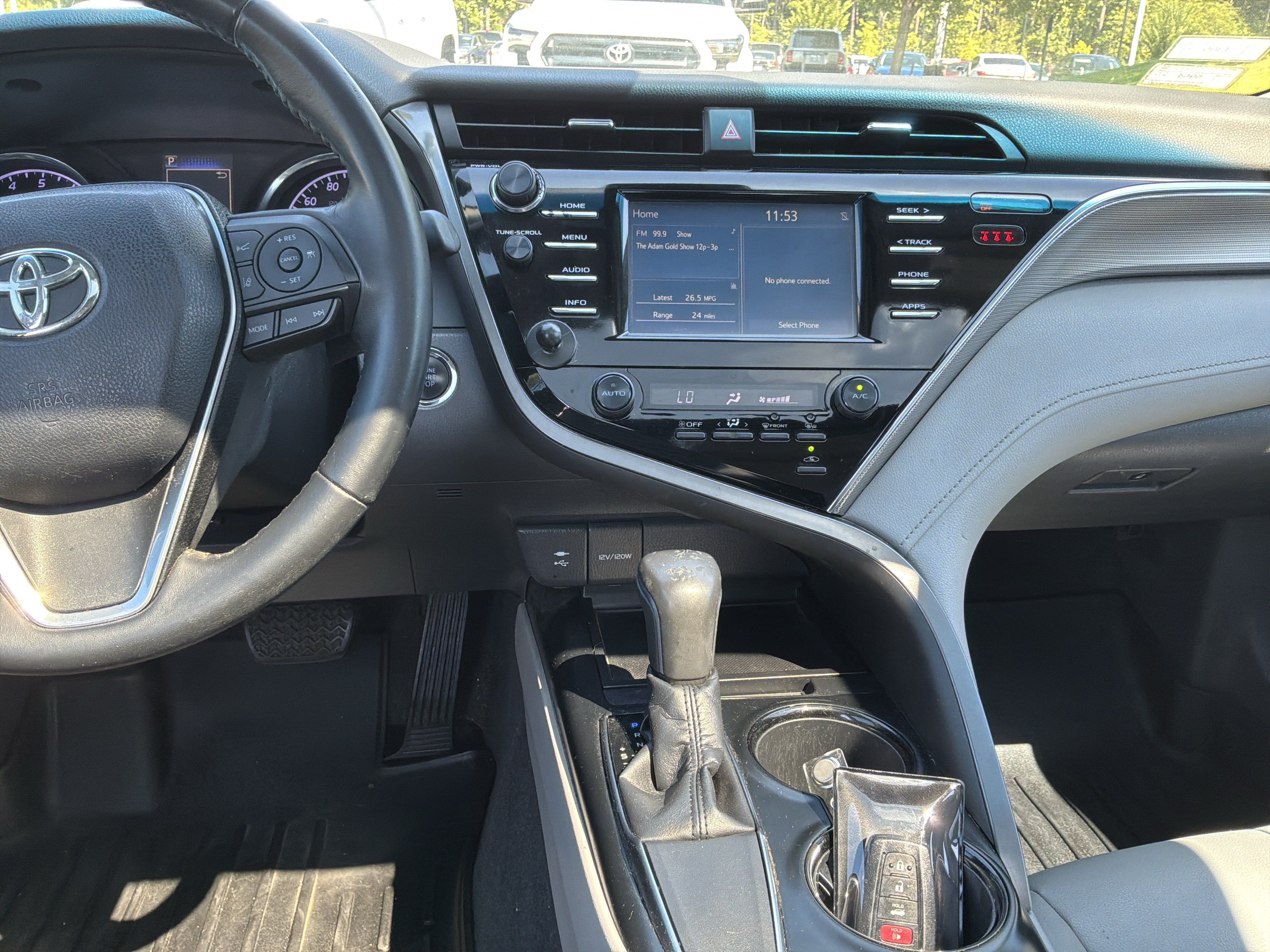 Used 2018 Toyota Camry SE w/ Moonroof Package FWD image 29