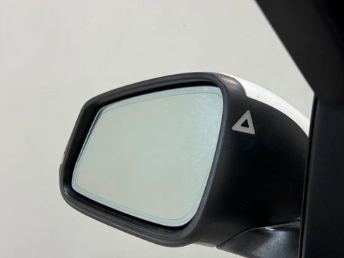 Used 2018 BMW 330i Sedan w/ Shadow Sport Edition image 11