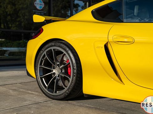 Used 2016 Porsche Cayman GT4 RWD image 26