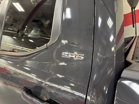 Certified 2025 Toyota Tacoma SR5 AWD/4WD image 25