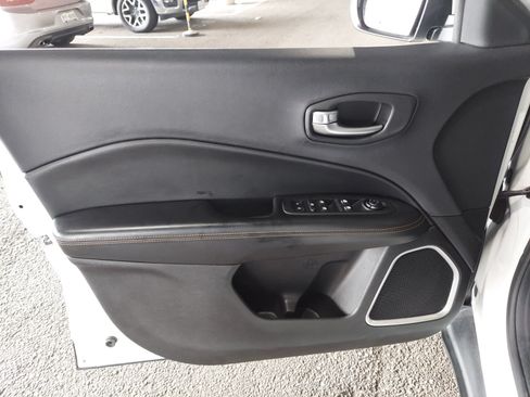 Used 2017 Jeep Compass Limited AWD/4WD image 29