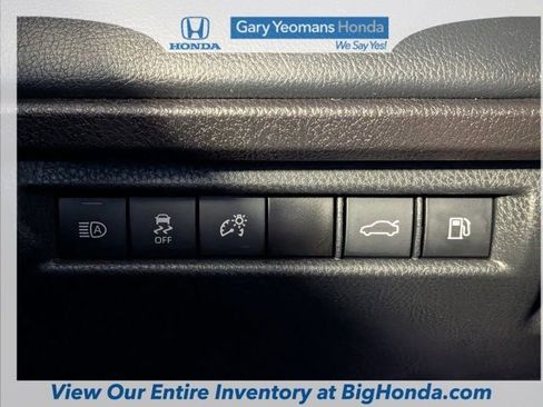 Used 2025 Toyota Camry XSE FWD image 24