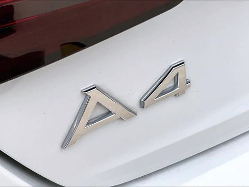 Used 2023 Audi A4 2.0T Premium w/ Convenience Package AWD/4WD image 31