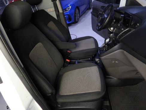 Used 2022 Ford Transit Connect XL image 13
