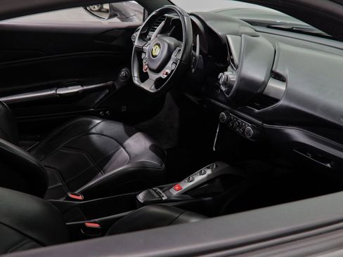 Used 2016 Ferrari 488 GTB image 24