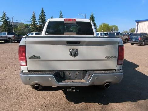 Used 2017 RAM 1500 Big Horn AWD/4WD image 9