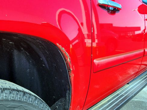 Used 2008 Chevrolet Avalanche LTZ w/ LTZ Preferred Equipment Group AWD/4WD image 15