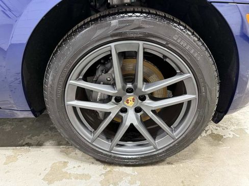 Used 2024 Porsche Macan Turbo w/ Premium Plus Package image 7