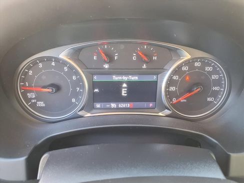 Used 2023 GMC Terrain SLT w/ Tech Package image 30
