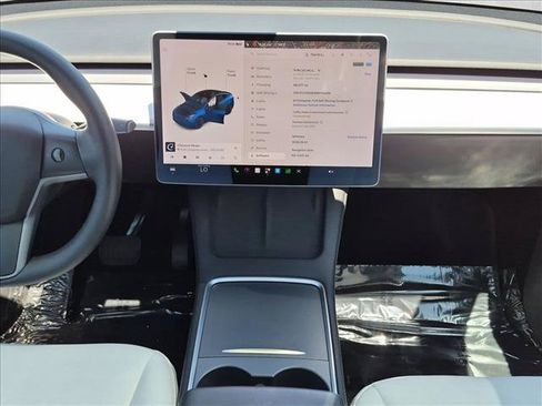 Used 2021 Tesla Model Y Long Range AWD/4WD image 15