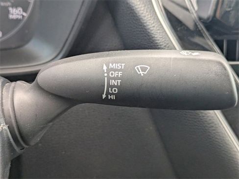 Used 2023 Toyota Corolla LE image 29