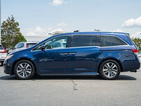 Used 2015 Honda Odyssey Touring image 4