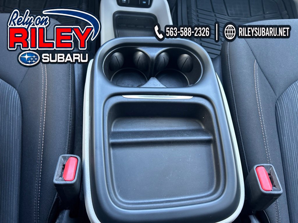 Used 2018 Chrysler Pacifica Touring Plus FWD image 27
