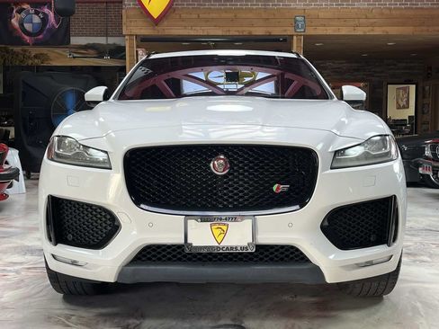 Used 2018 Jaguar F-PACE S AWD/4WD image 3