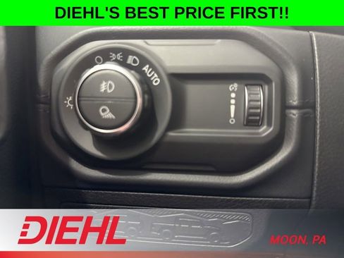 New 2026 Jeep Gladiator Sport AWD/4WD image 22