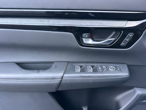 Used 2025 Honda CR-V EX-L image 11