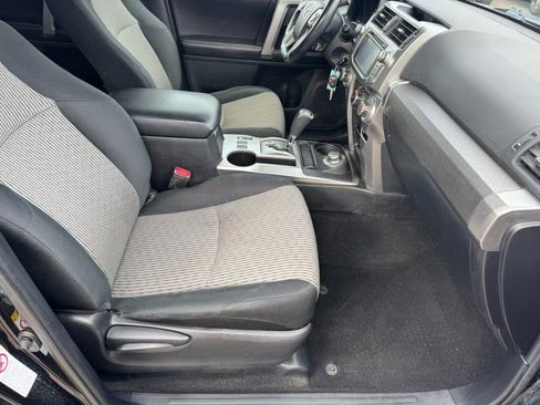 Used 2016 Toyota 4Runner SR5 image 12