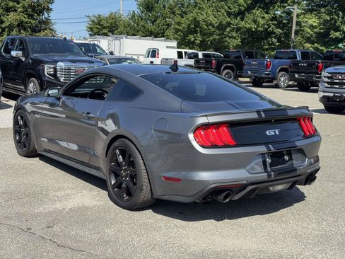 Used 2022 Ford Mustang GT Premium w/ Equipment Group 401A RWD image 4