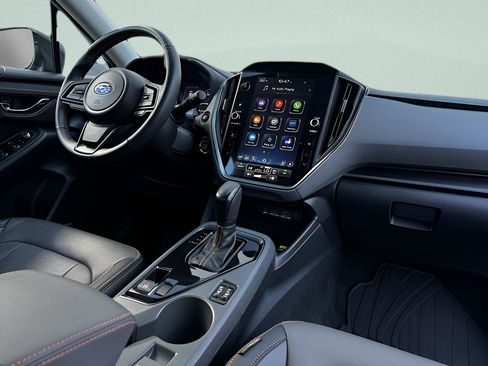 Used 2024 Subaru Crosstrek 2.5i Limited w/ Crosstrek Mirror Package image 29