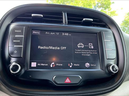 Used 2023 Kia Soul LX FWD image 33
