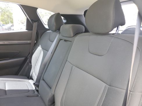 Used 2023 Hyundai Tucson SE FWD image 10