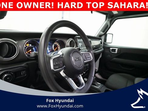 Used 2023 Jeep Wrangler Sahara image 8