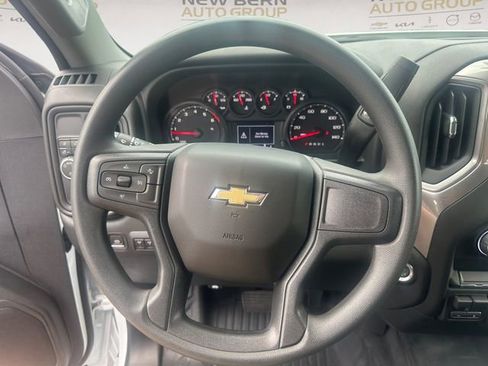 Used 2024 Chevrolet Silverado 2500 W/T w/ WT Convenience Package RWD image 12