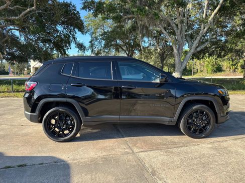 New 2026 Jeep Compass Latitude AWD/4WD image 2