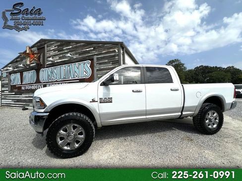 Used 2018 RAM 2500 Laramie w/ Convenience Group AWD/4WD image 1