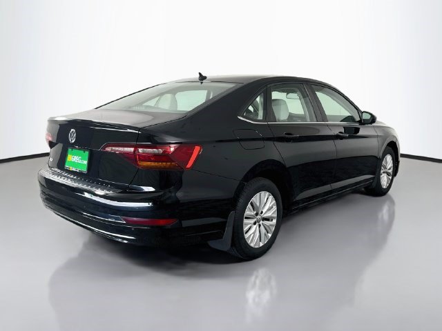 Used 2019 Volkswagen Jetta R-Line FWD image 10