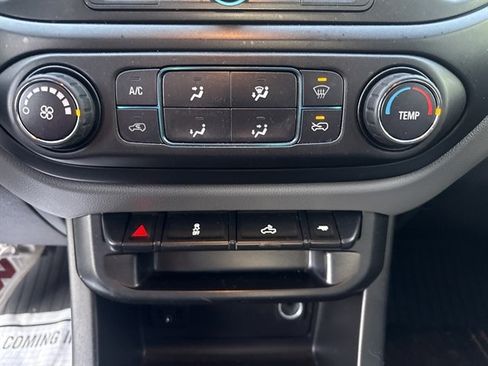 Used 2019 Chevrolet Colorado W/T w/ Custom Special Edition image 17