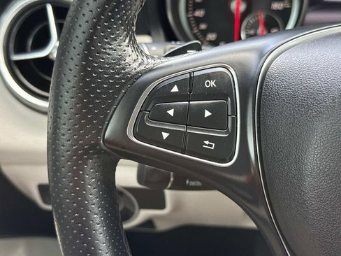 Used 2019 Mercedes-Benz GLA 250 image 39