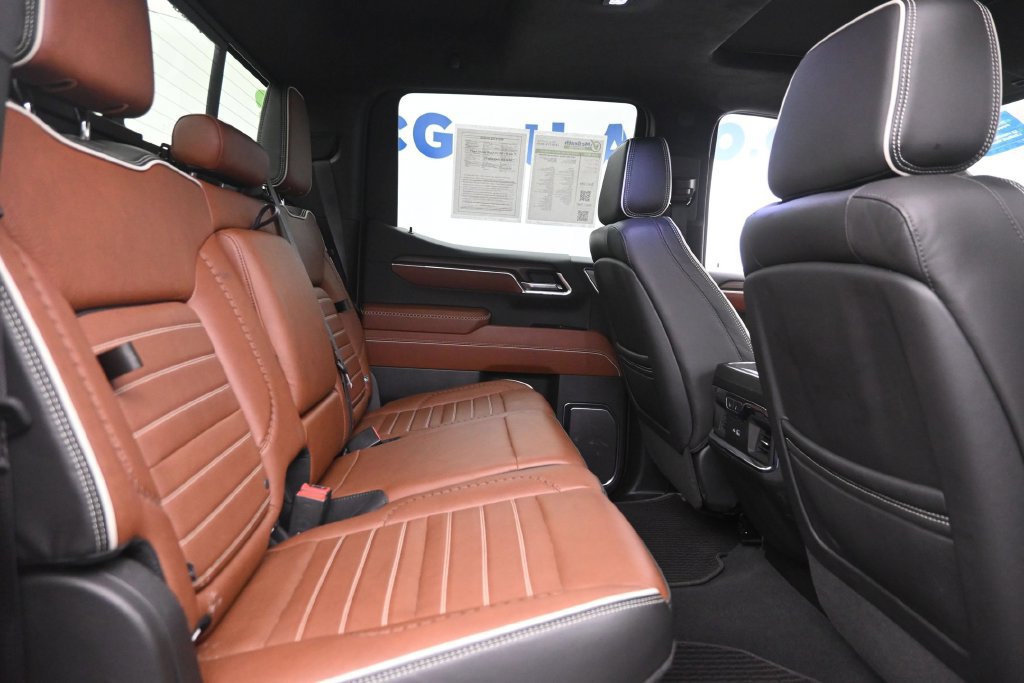 Used 2024 GMC Sierra 1500 Denali Ultimate AWD/4WD image 10